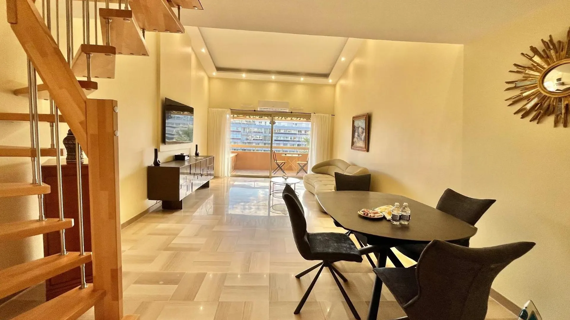Astoria Luxury Apartment- 3 Bathrooms Cannes France